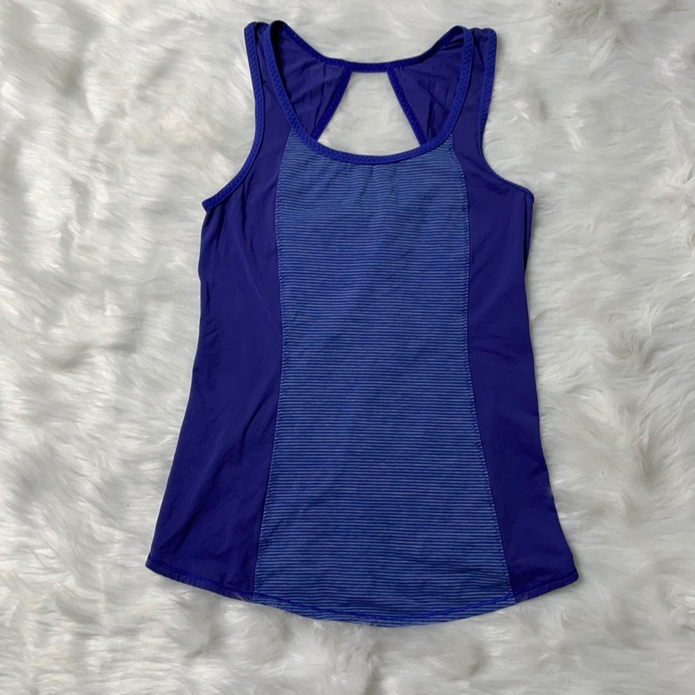 Lululemon top size 2